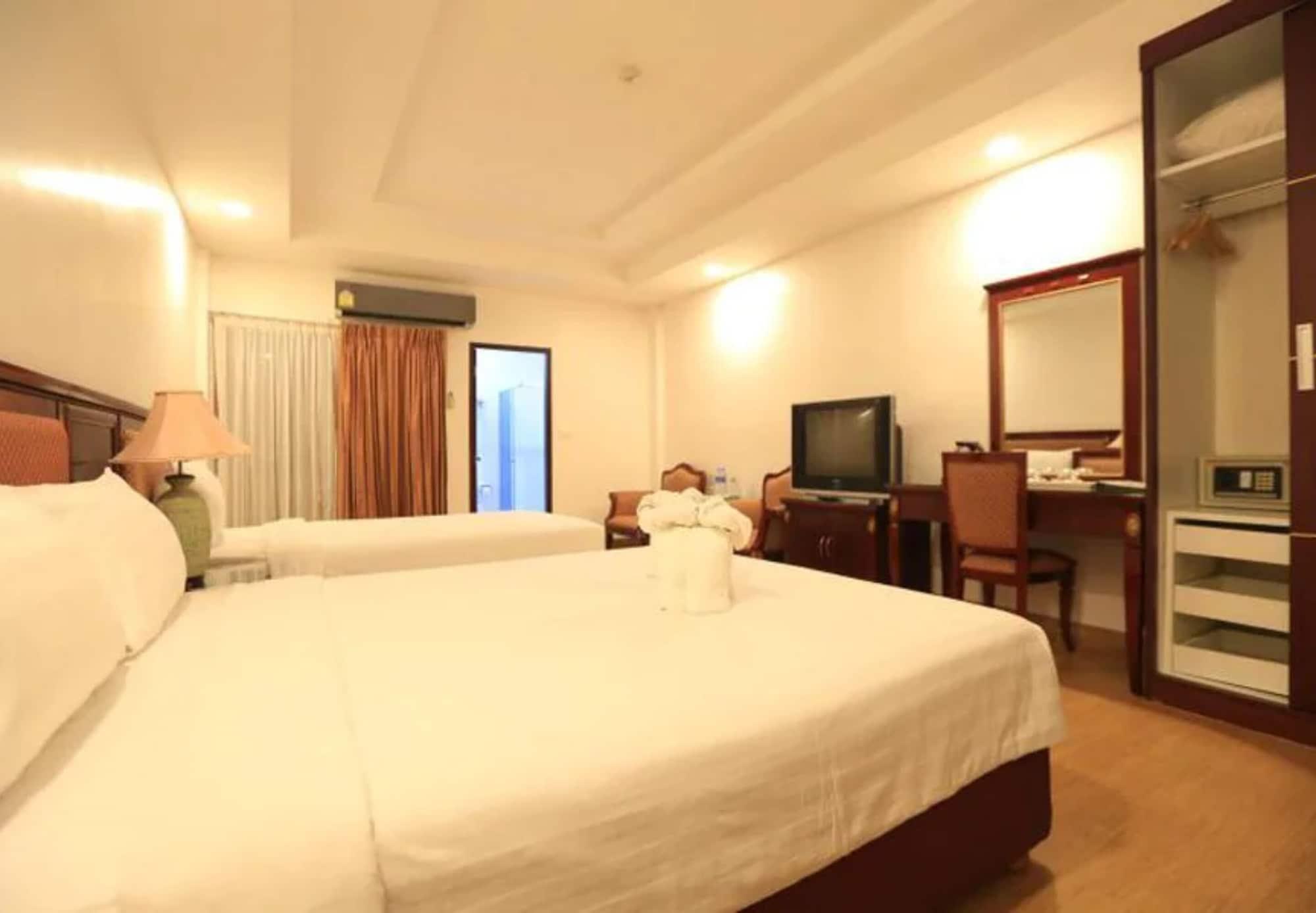 Pattaya Hiso Hotel מראה חיצוני תמונה