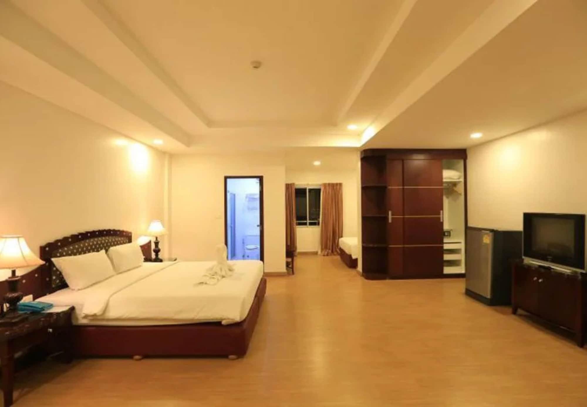 Pattaya Hiso Hotel מראה חיצוני תמונה