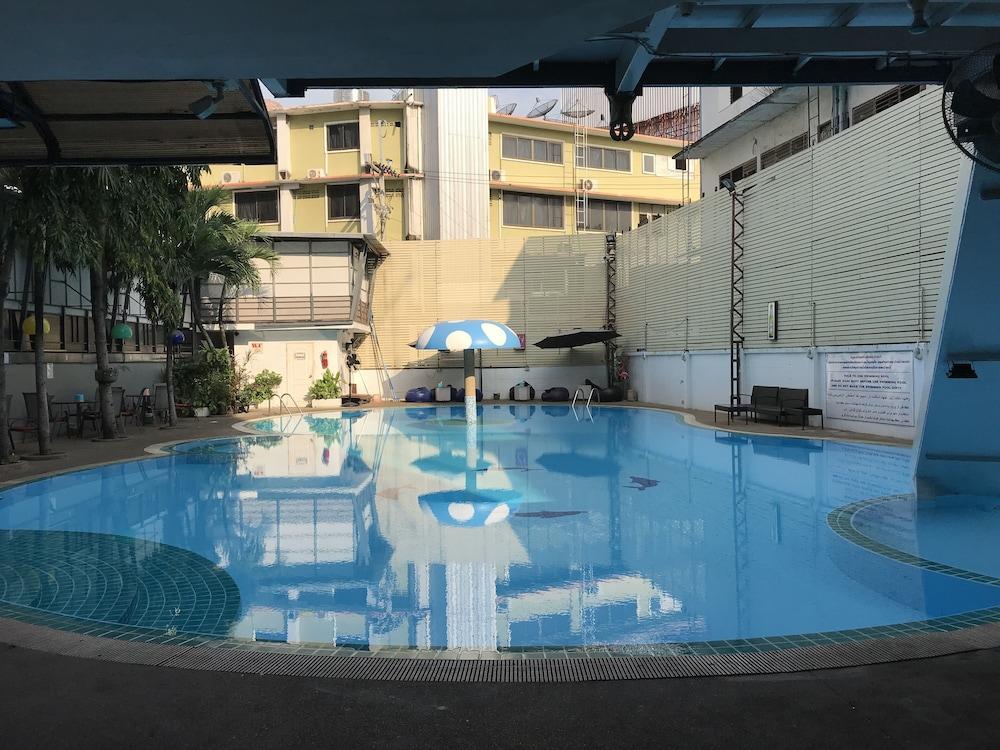 Pattaya Hiso Hotel מראה חיצוני תמונה
