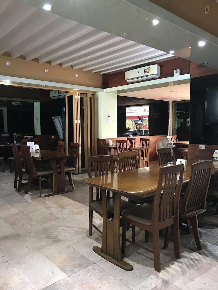 Pattaya Hiso Hotel מראה חיצוני תמונה