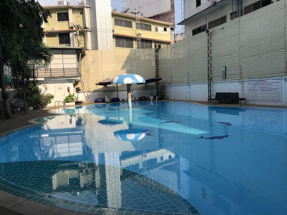 Pattaya Hiso Hotel מראה חיצוני תמונה